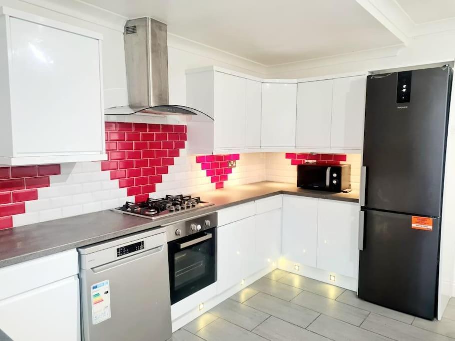 Vakantiehuis Private House With Free Parking *