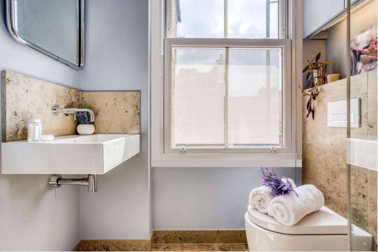Beautiful And Airy 1 Bedroom Flat - West Appartamento
