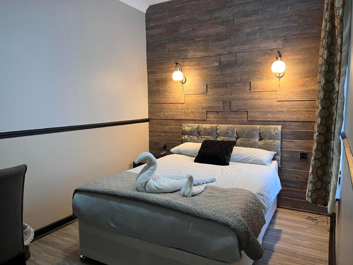 Bed & Breakfast The Commongate London