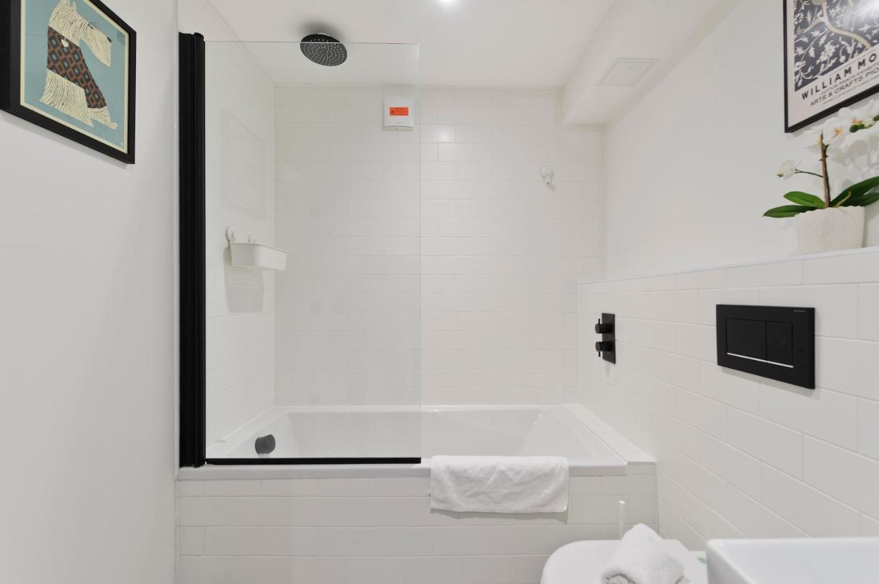 Luxury One Bedroom Greenwich Near Canary Wharf By Underthedoormat Appartamento Londra