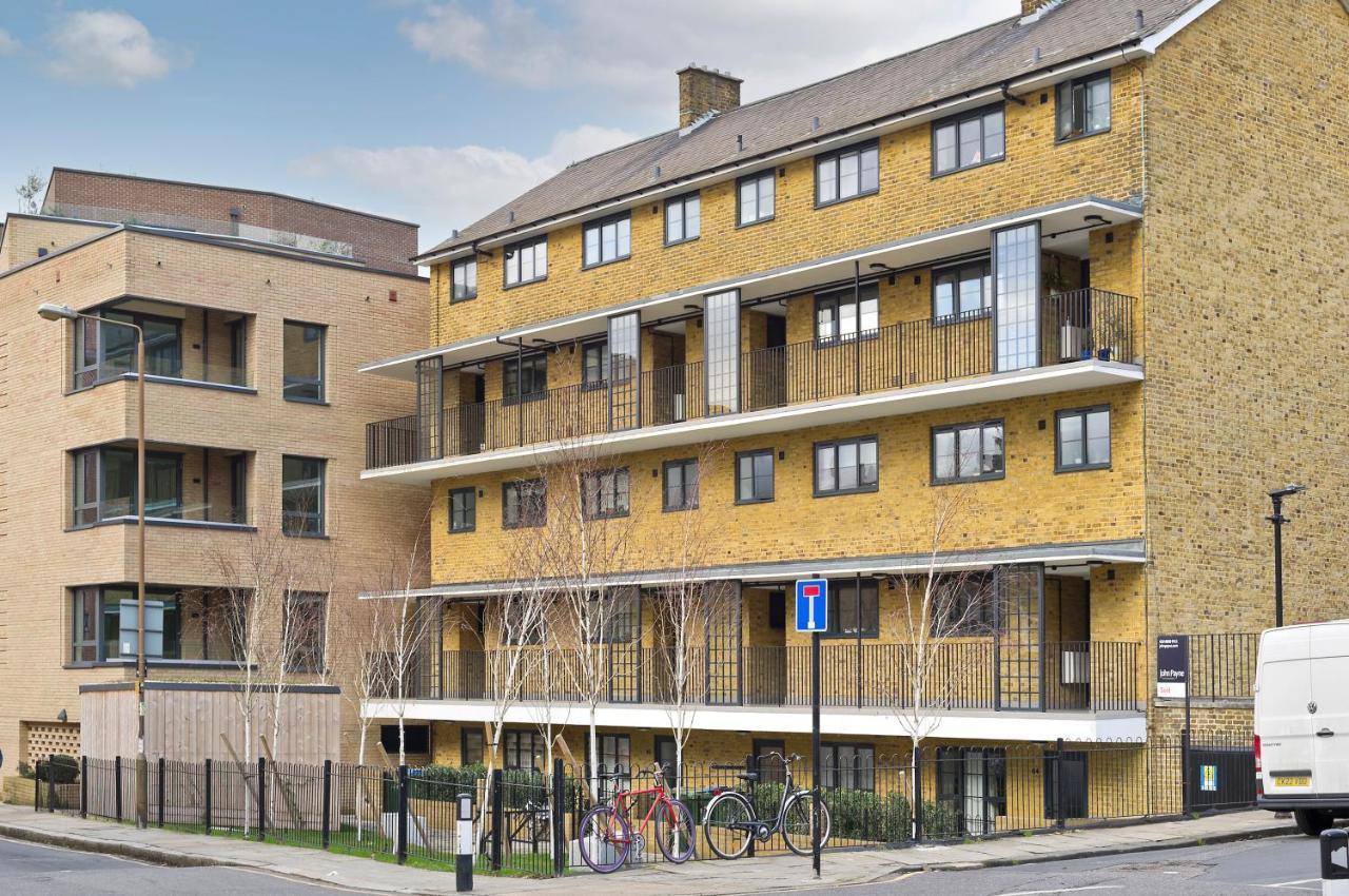 Luxury One Bedroom Greenwich Near Canary Wharf By Underthedoormat Londra