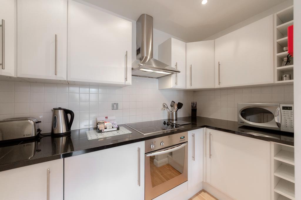 Appartamento Roomspace Serviced - Groveland Court Londra