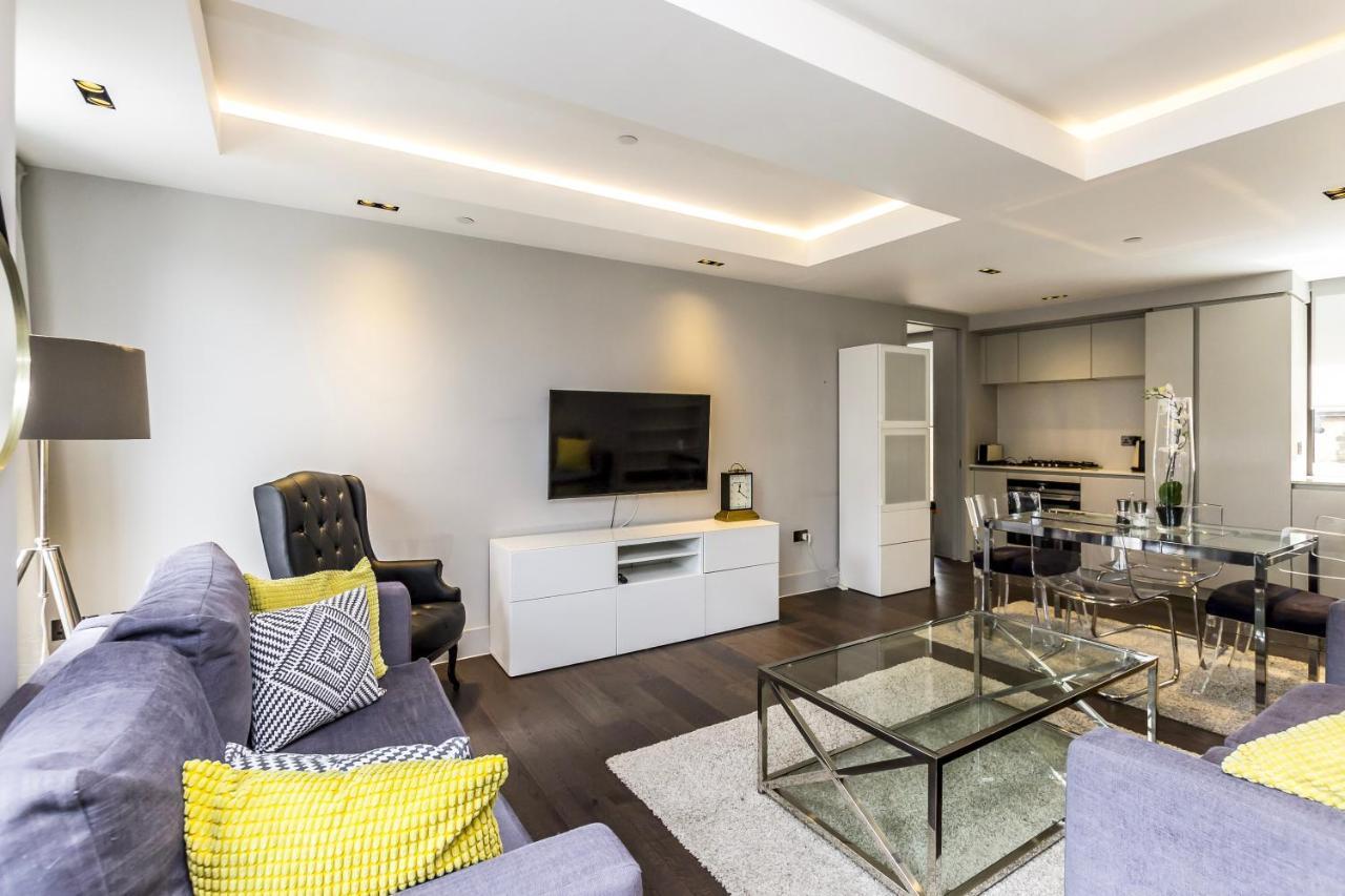 New Build-air Con-2 Bedroom-two Bathrooms Apt 2 Appartement Londen