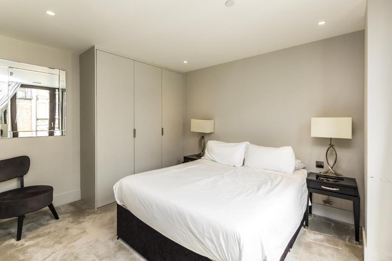 New Build-air Con-2 Bedroom-two Bathrooms Apt 2 * Londen
