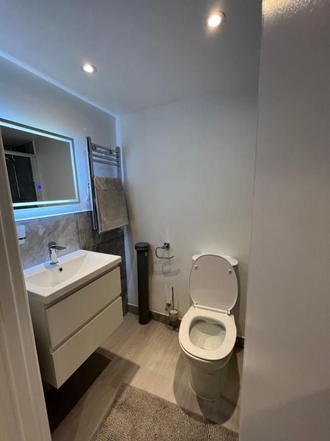 Studio Flat In Camden Town Leilighet