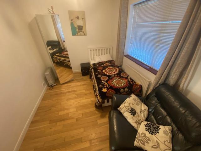 Privatunterkunft Comfortable Single Bed Garden View *
