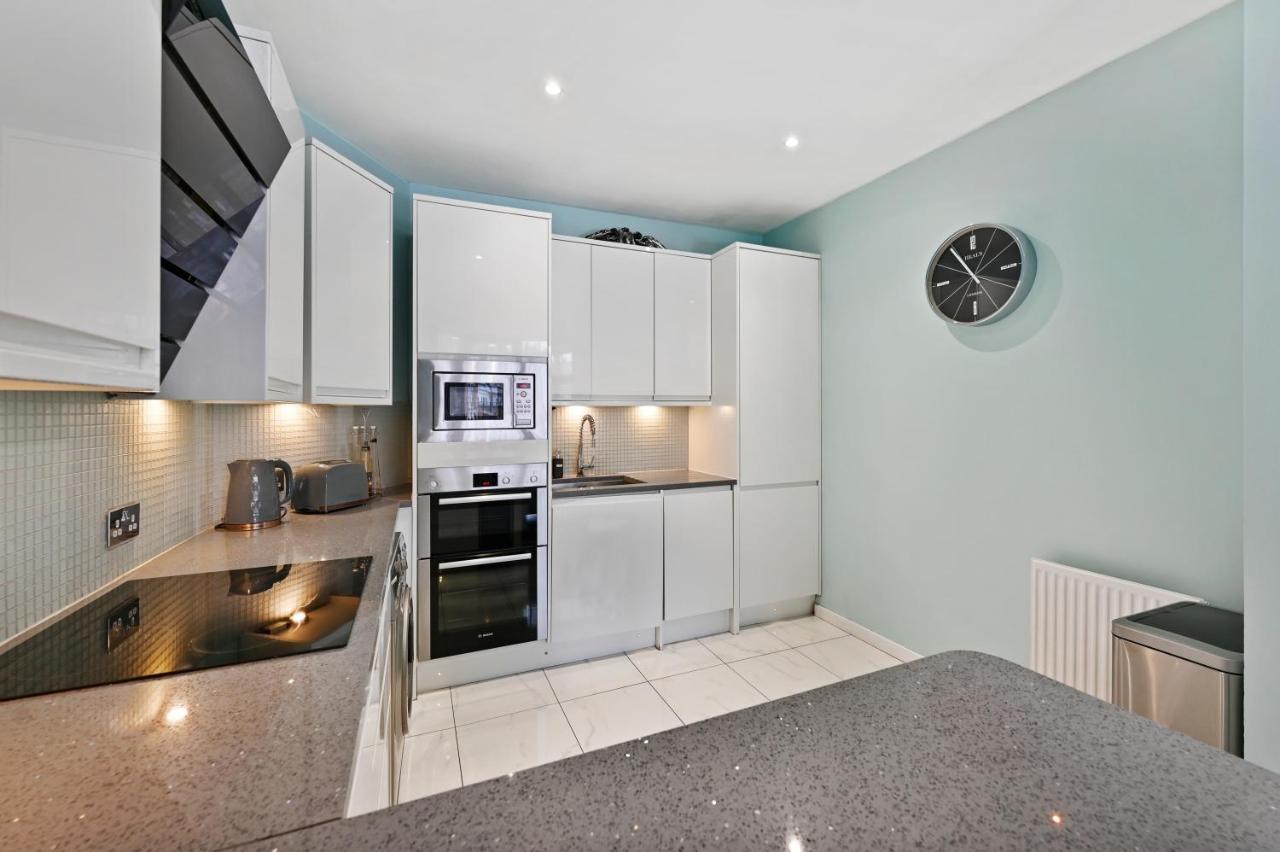 Hampstead Opulence - Luxurious Split Level Leilighet *