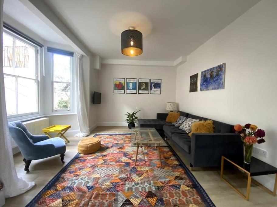 Lägenhet Spacious 2 Bedroom In Maida Vale *