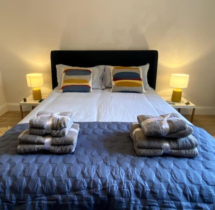 Lägenhet Spacious 2 Bedroom In Maida Vale *
