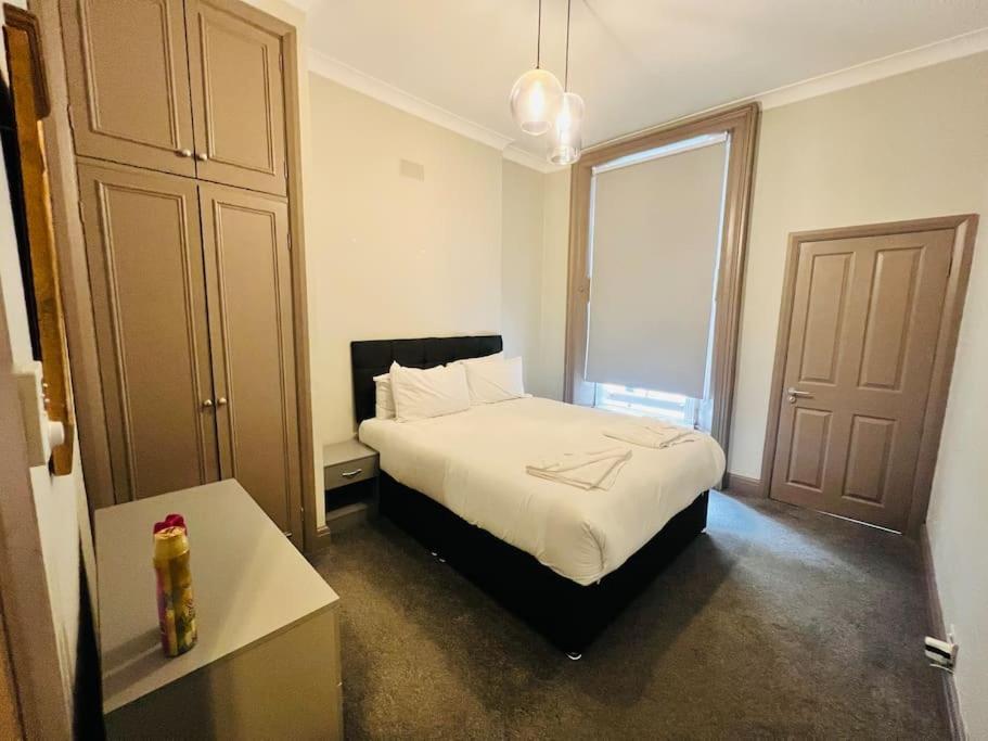3 Notting Hill, Portobello Road-amazing Location! Appartement *