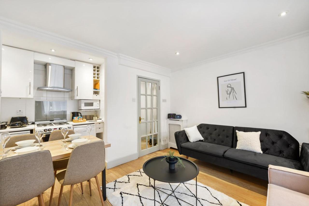 2 Single Or 1 King Bed In Notting Hill, Londra