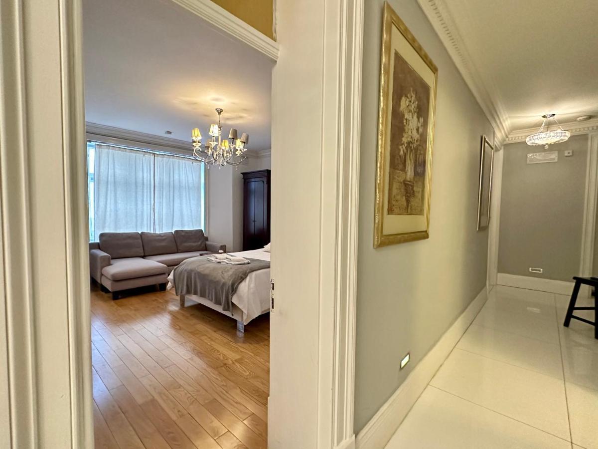 En & Private Bathroom, In Marylebone, Paddington #room Name Is Paris# Privatunterkunft London