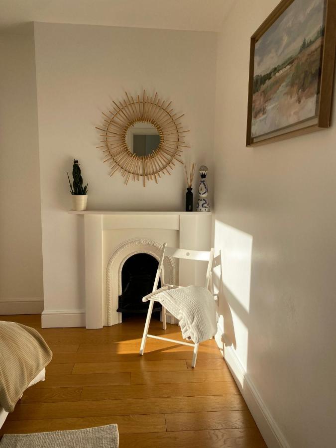 New Stylish Fulham - 2 Bed Lägenhet