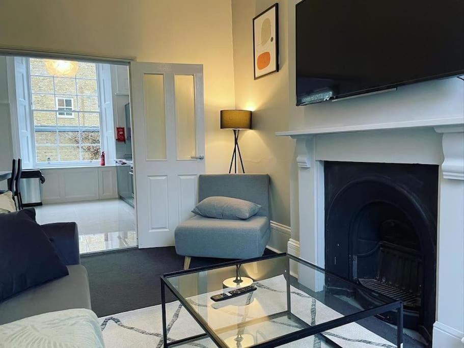 Luxury 2 Bed Flat In Inslington Apartment