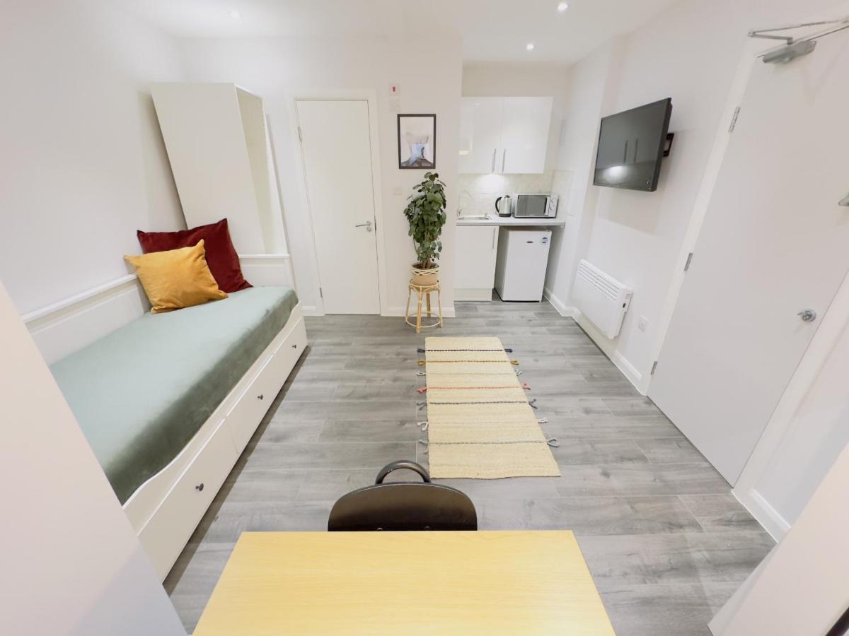 Apartment Hackney By Sleepy *