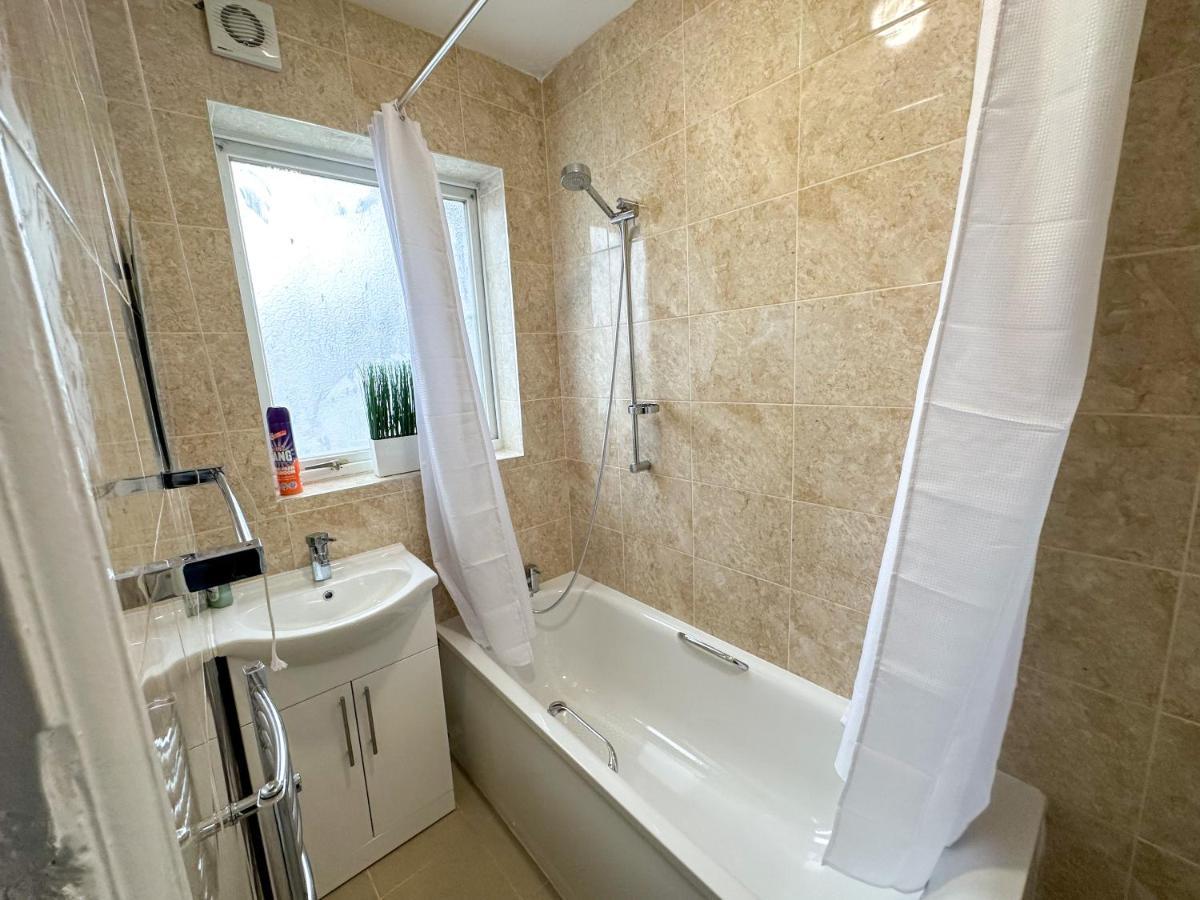 208 Clements Road Casa vacanze *