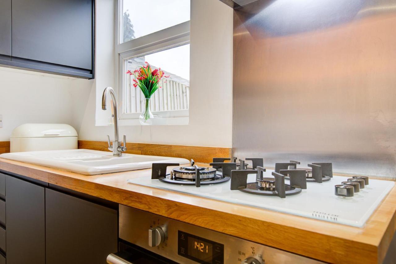 Statera - 2-bed House In Stratford Hébergement de vacances *