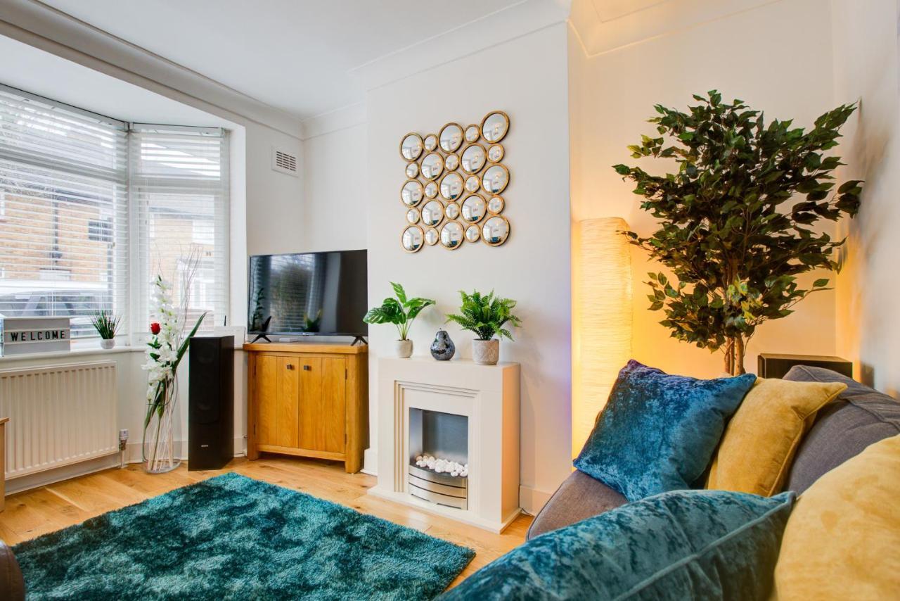 Statera - 2-bed House In Stratford Hébergement de vacances *