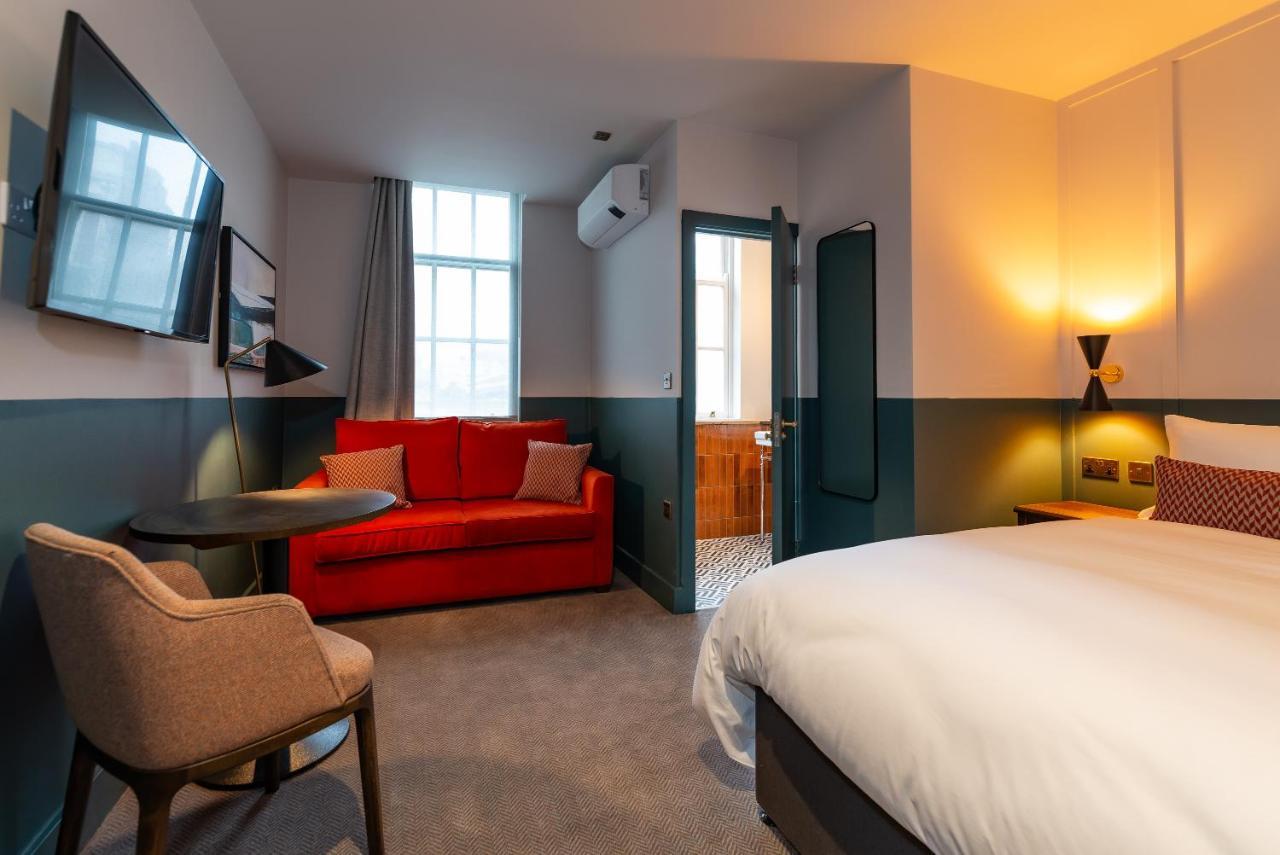 The Pride Of Paddington Hostel London