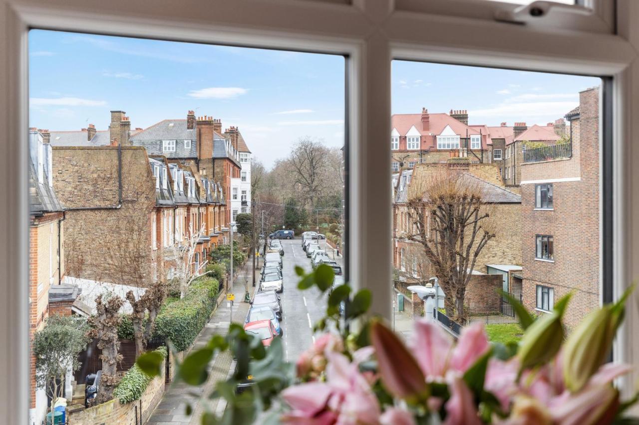 Bright & Cosy Gem ~ Battersea Park View ~ King Bed Appartement Londres