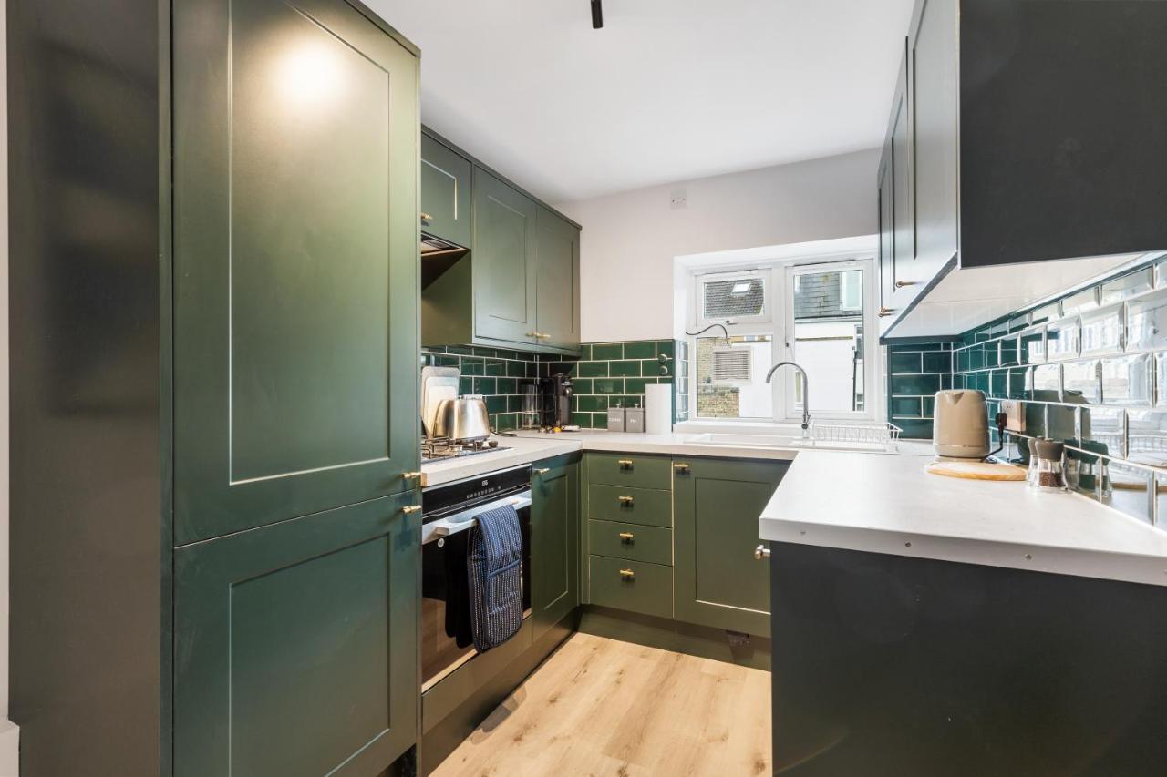 Bright & Cosy Gem ~ Battersea Park View ~ King Bed Appartement Londres