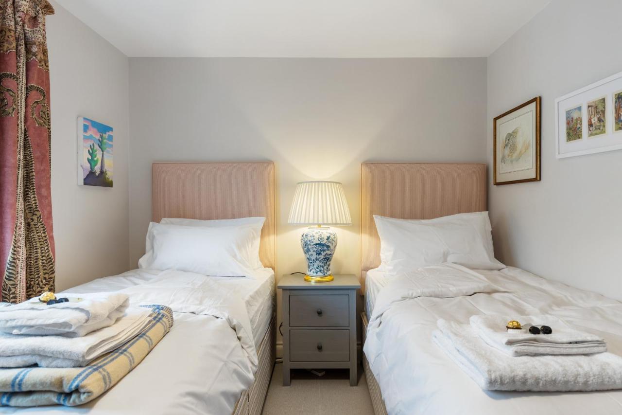 Bright & Cosy Gem ~ Battersea Park View ~ King Bed * Londen