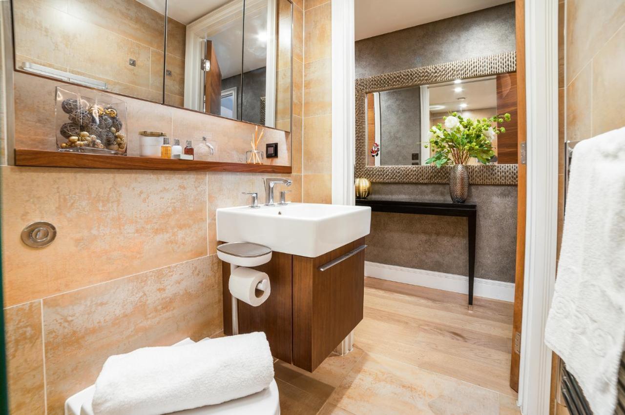 Apartment Stunning Modern Close To Hyde Park By Underthedoormat