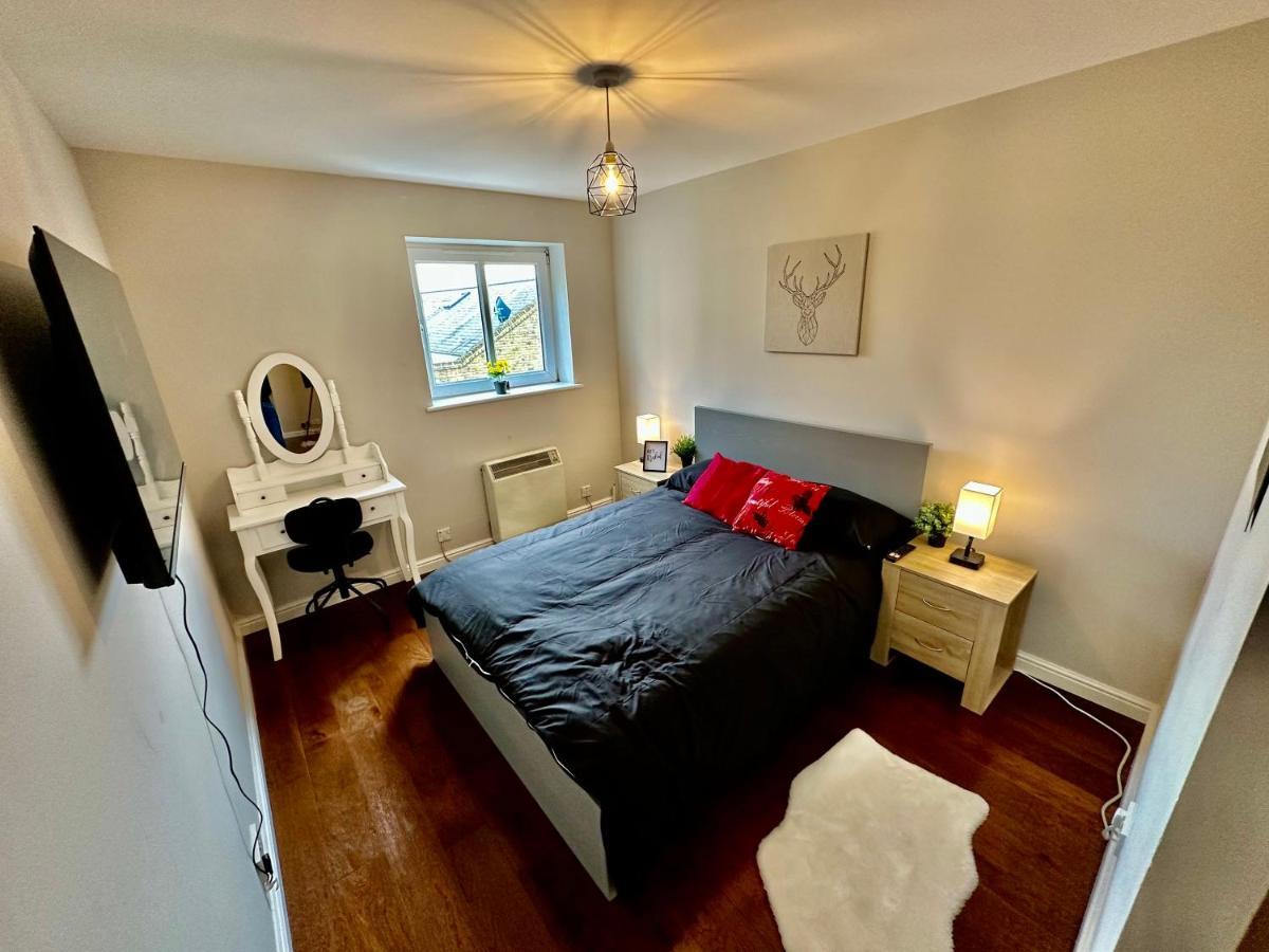 O2 Arena Luxury Flat Sleeps 6 With Parking Apartment