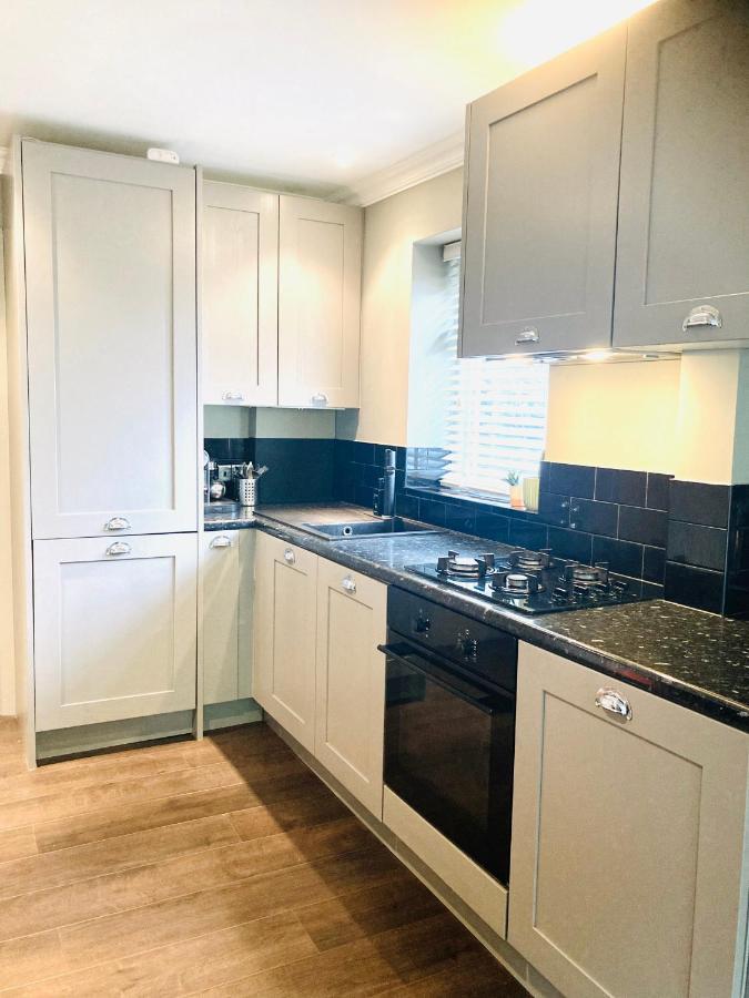 Stunning 1 Bed Garden Lejlighed *