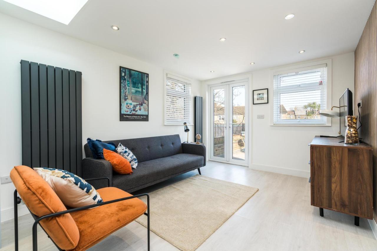 Apartment Spacious Modern 2 Bedroom Flat
