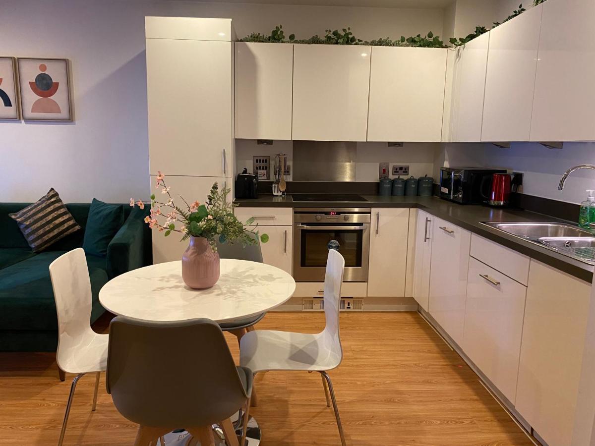 Modern In Euston-camden Leilighet