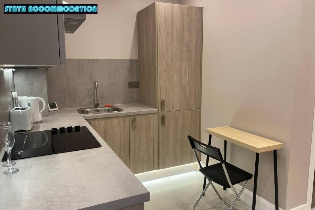 ~ New ~ 1bedroom Apart With Netflix And Wi-fi * Londres