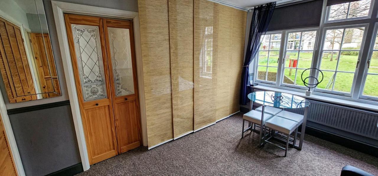 206mm Highgate * London