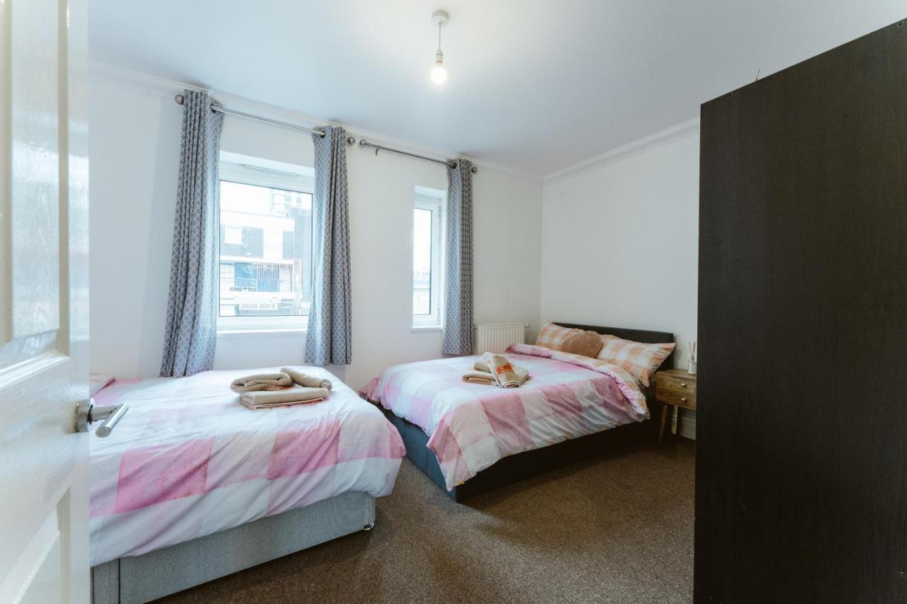 Hipster 5 Double Beds , 2 Big Bedrooms In Hackney * Londra