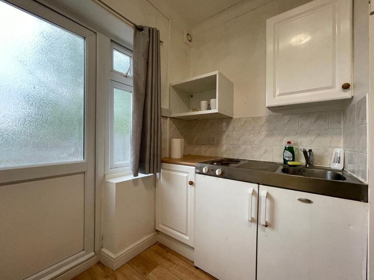 Luxury Near Wembley Stadium, Wembley Arena, Designer Outlet * Londra