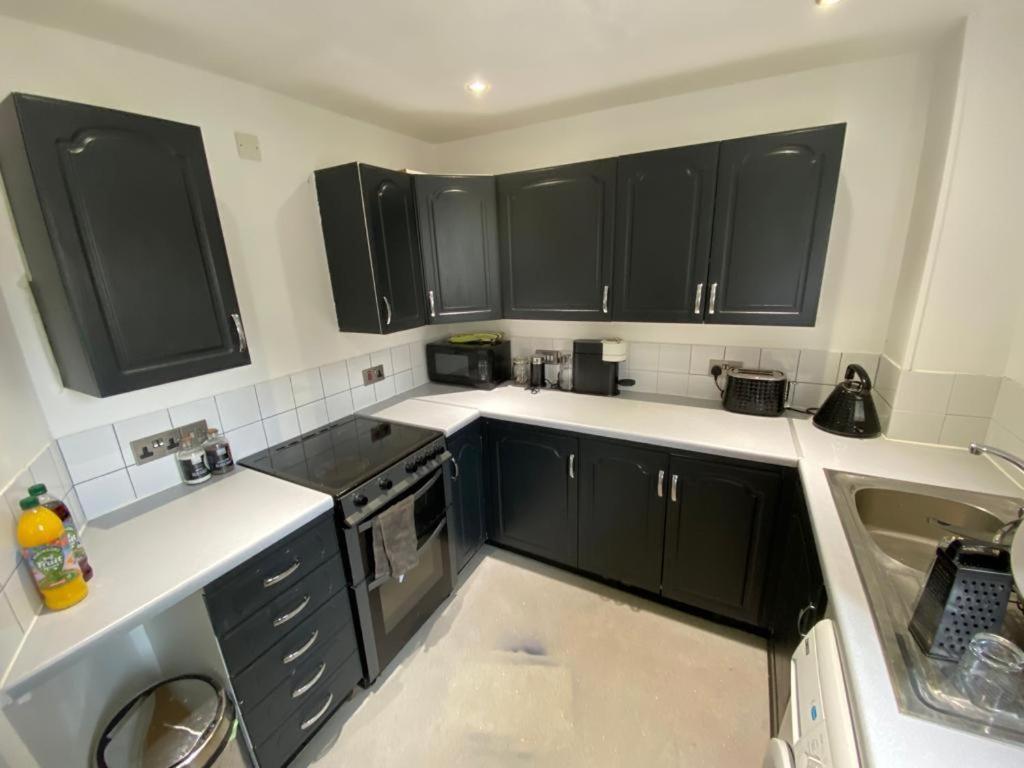 1 Bed Near Vibrant Bethnal Green Appartement *