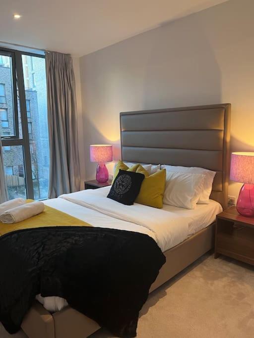 Lejlighed Lovely 2 Bed In Royal Wharf *