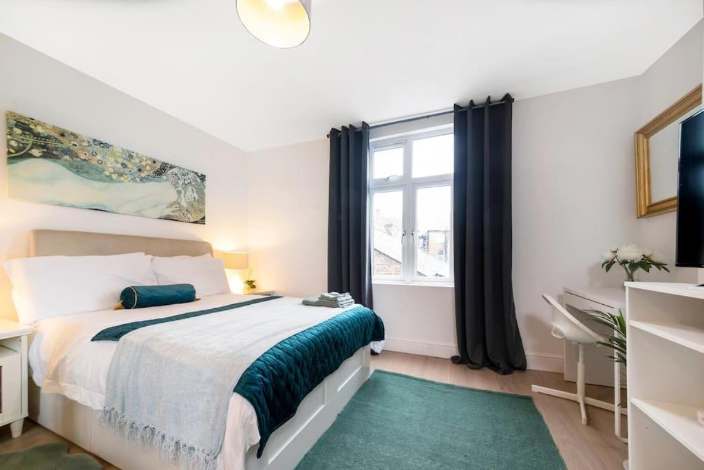 Apartment Spacious Flat In London