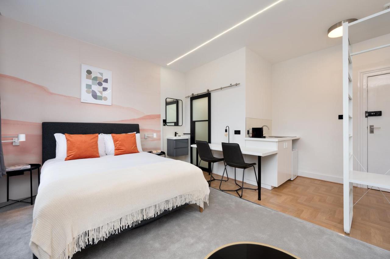 D8 House London