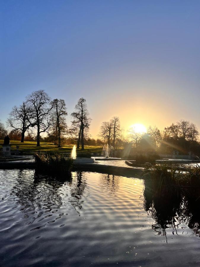 Appartement Hyde Park,3 Min Walk,family Home! 2 Bedrooms & 2 Bathrooms Apartment! Fantastic Location