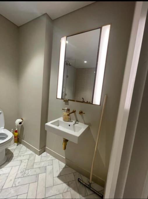 Lägenhet A Luxury 1 Bedroom With A Stunning View *
