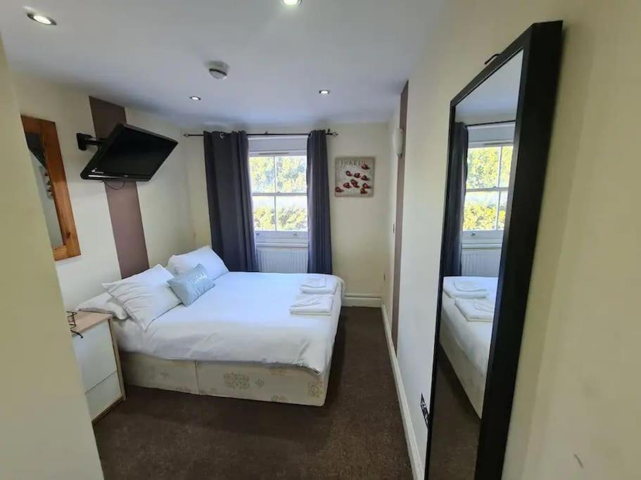 Lovely Bedroom * Londra