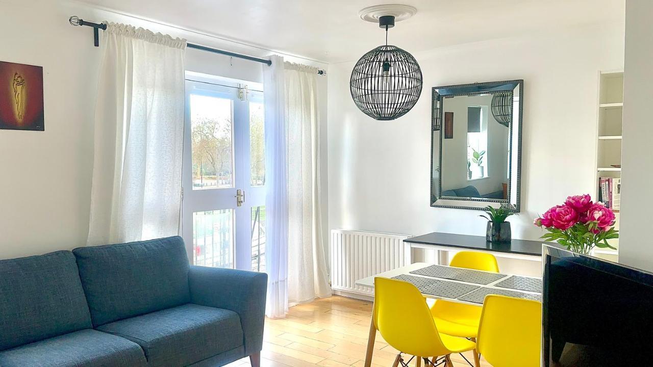 Appartamento Amazing Location - Of London- 2 Bedroom Stunning Canal View House With Private Garden,parking & Balcony Londra