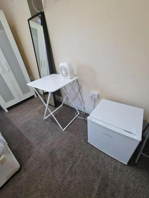 Lovely En-suite Bedroom Appartement *