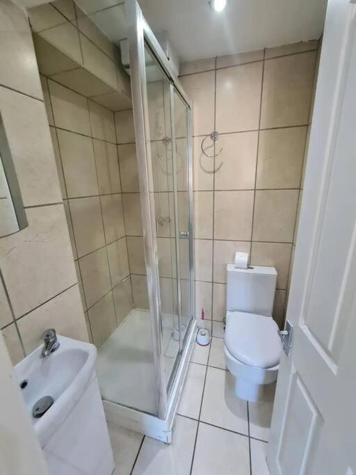 Appartement Lovely En-suite Bedroom *