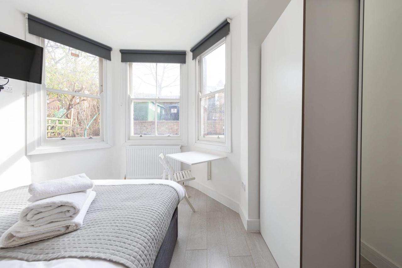 Lovely Private And Shower At Anson Leilighet London