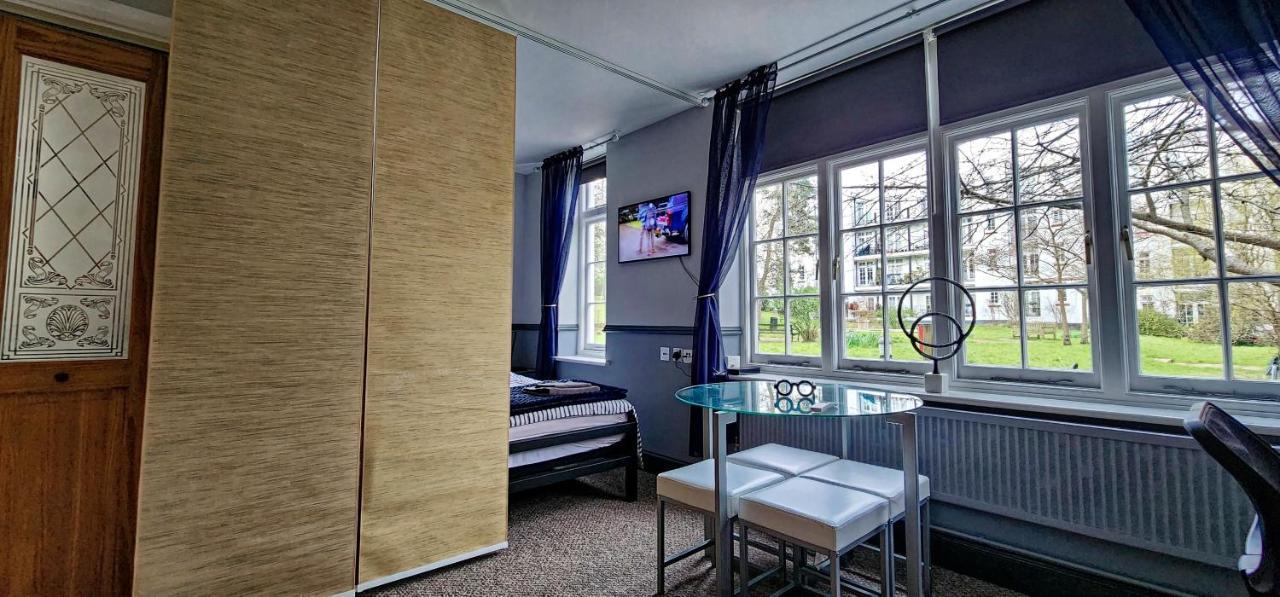 206mm Highgate Apartment London