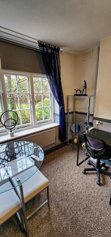 206mm Highgate * London