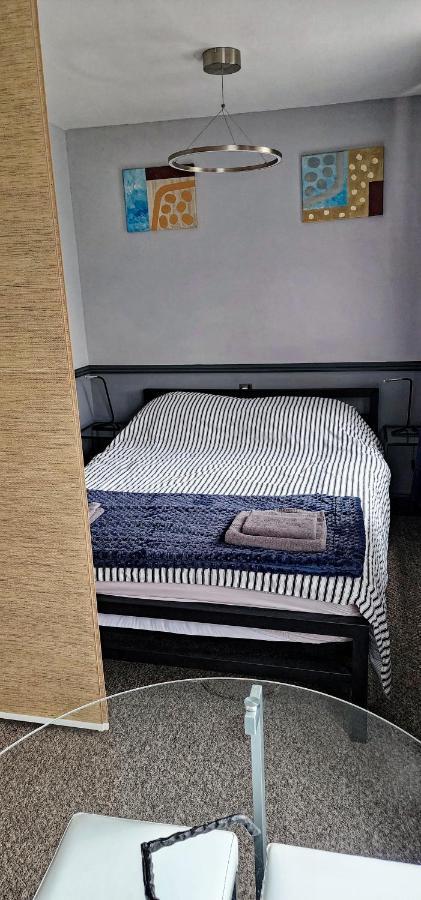 206mm Highgate Apartment