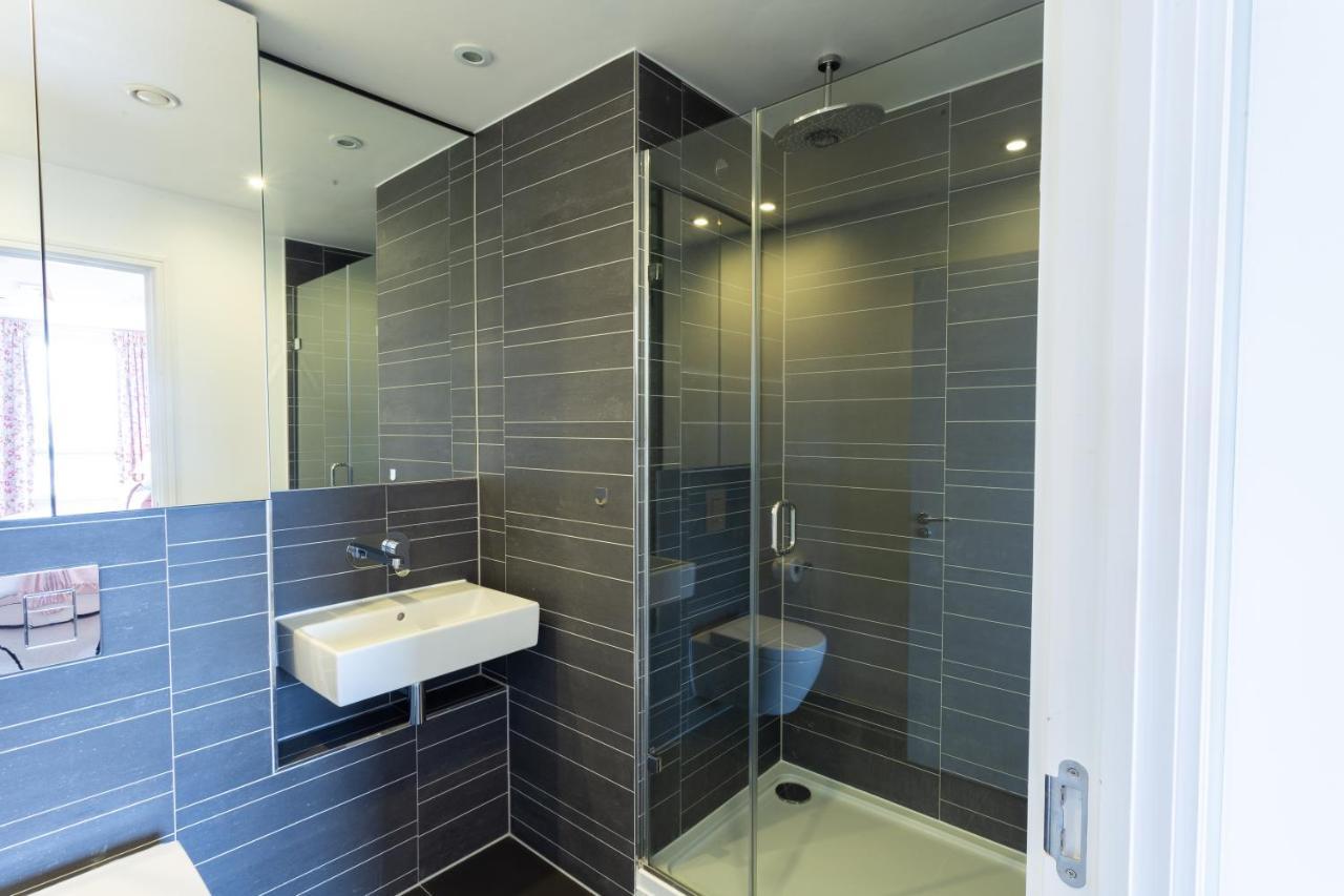 2 Bed 2 Bath Penthouse With Amazing Views With Free Parking Appartamento *